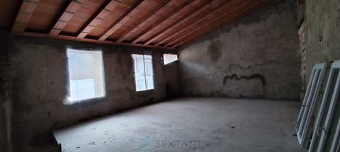   Grange Maison - 2 pi�ce(s) - 85 m�