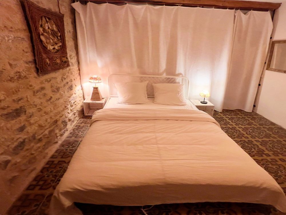 � vendre  Villa Caux (34720)