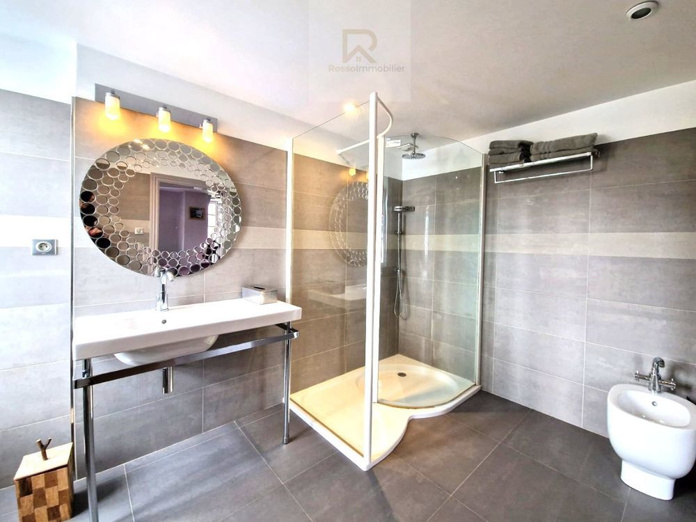 � vendre  Villa Ambert (63600)