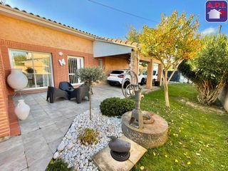  Villa � vendre 4 pi�ces 160 m�