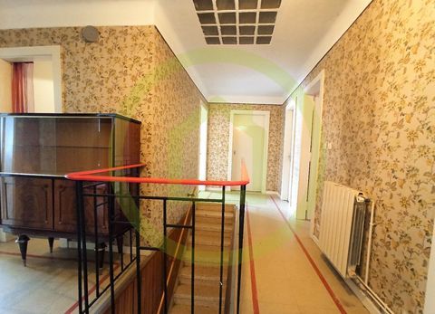   Maison Maison - 7 pi�ce(s) - 167 m�