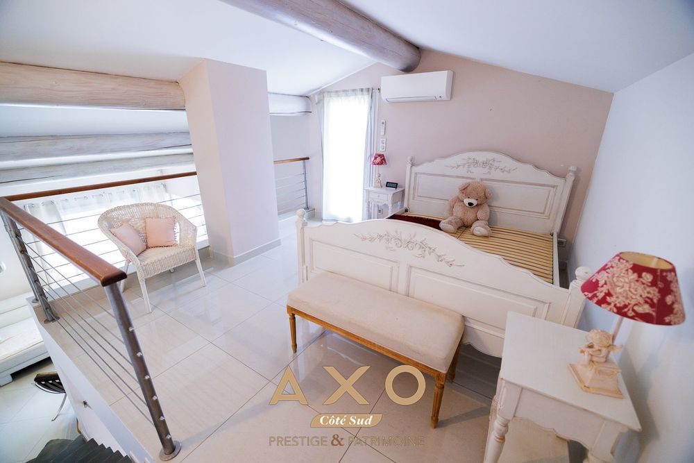 � vendre  Maison Simiane-Collongue (13109)