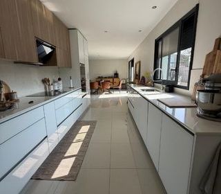  Maison � vendre 5 pi�ces 136 m�