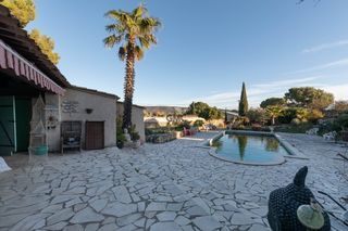  Maison � vendre 5 pi�ces 292 m�