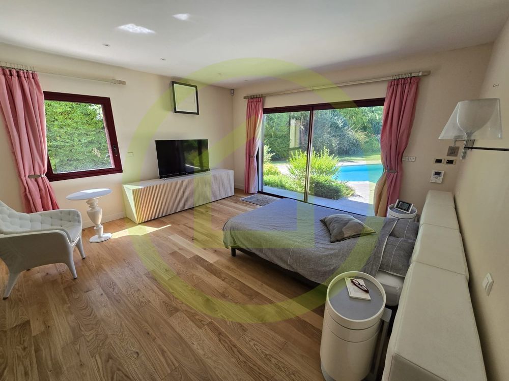 � vendre  Villa Saint-Denis-en-Val (45560)