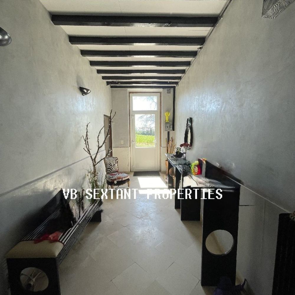 � vendre  Villa Saint-Maixant (33490)