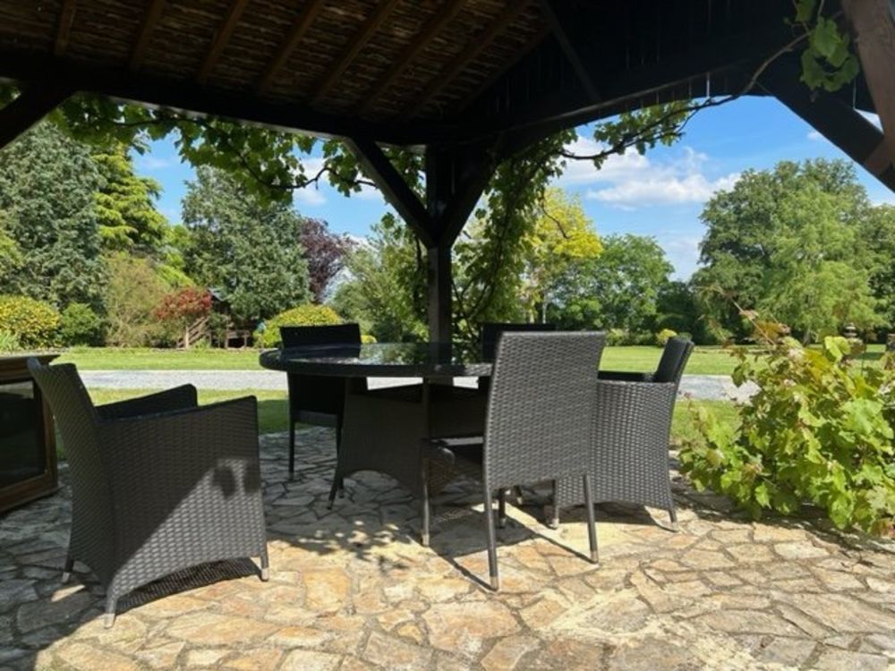 � vendre  Maison Soulitr� (72370)