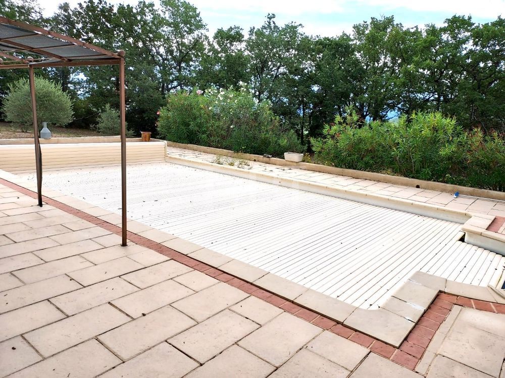 � vendre  Villa Saint-Saturnin-l�s-Apt (84490)