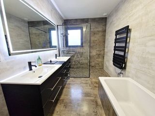  Villa � vendre 7 pi�ces 205 m�