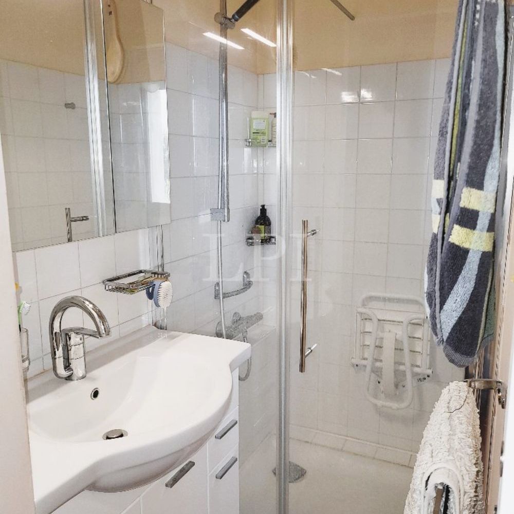 � vendre  Villa Saint-Saturnin-l�s-Apt (84490)