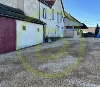  Maison � vendre 10 pi�ces 245 m�