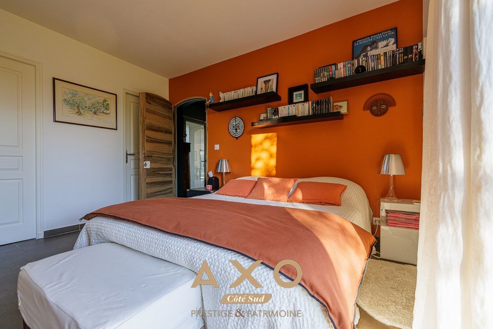 � vendre  Maison �guilles (13510)