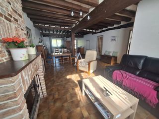  Maison � vendre 9 pi�ces 210 m�