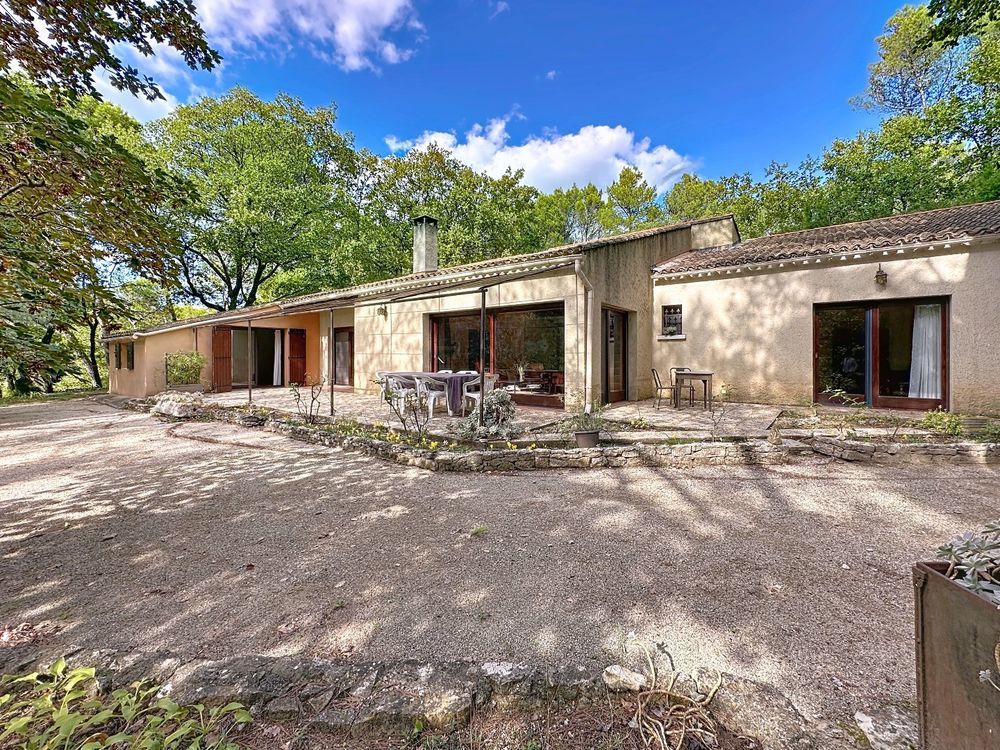 � vendre  Maison Pernes-les-Fontaines (84210)