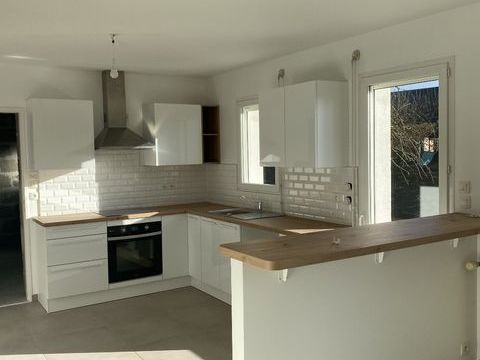   Maison Maison - 6 pi�ce(s) - 110 m�