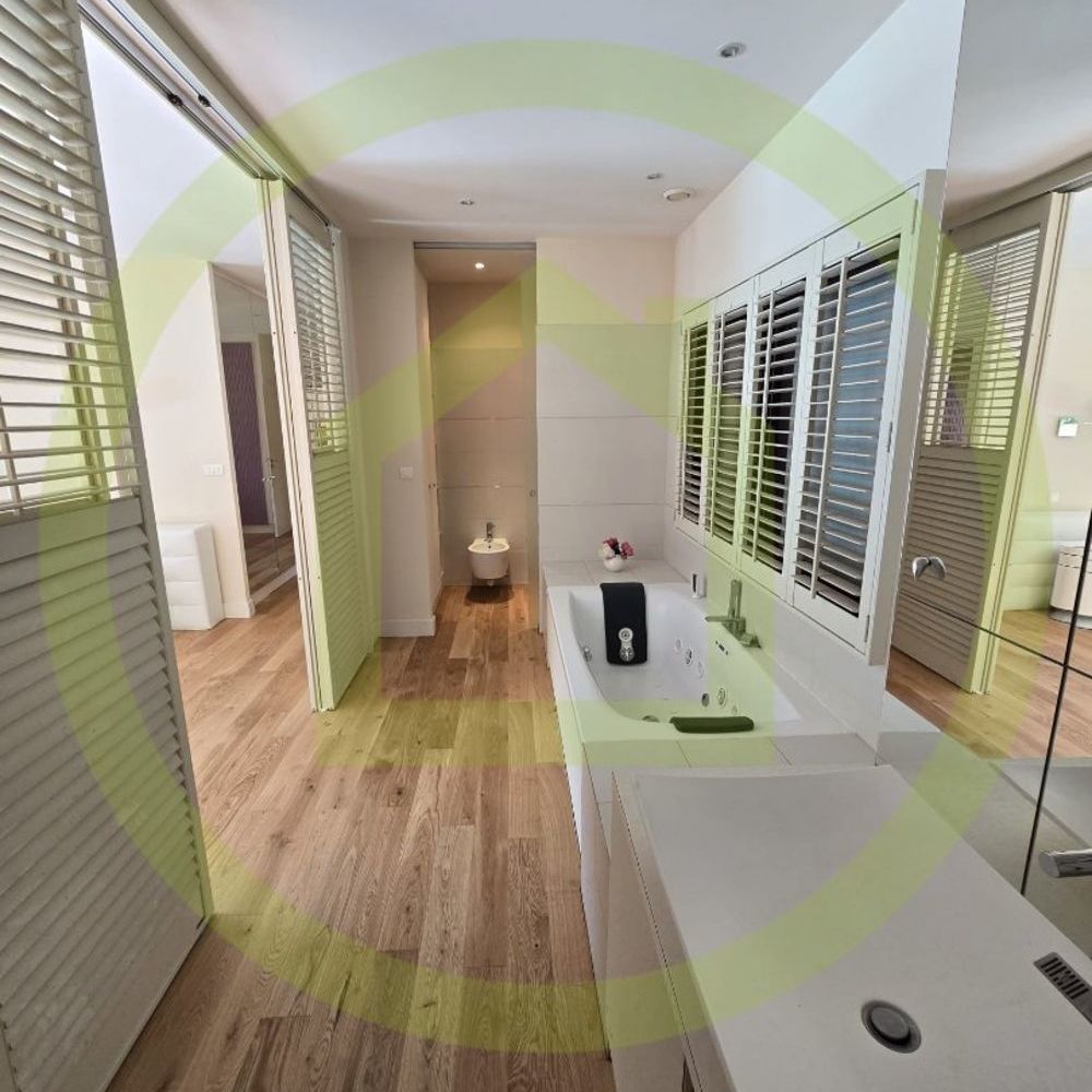 � vendre  Villa Saint-Denis-en-Val (45560)