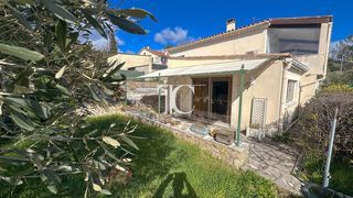  Maison � vendre 9 pi�ces 223 m�