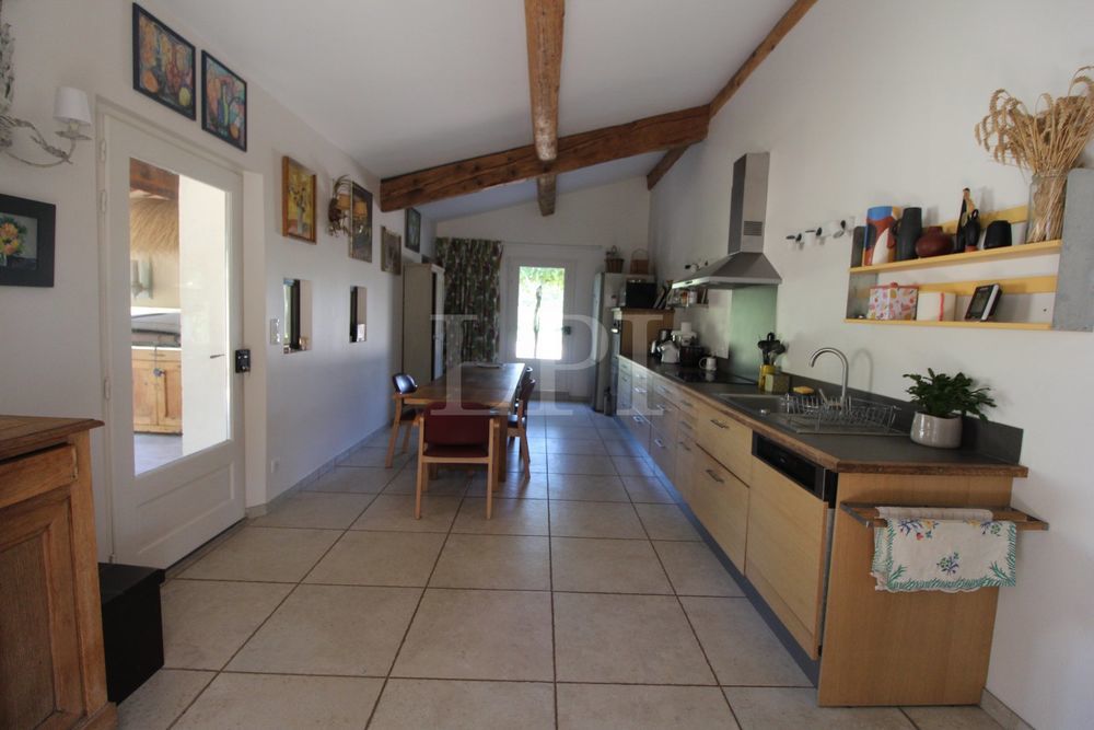 � vendre  Maison Apt (84400)