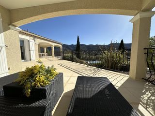  Maison � vendre 6 pi�ces 212 m�