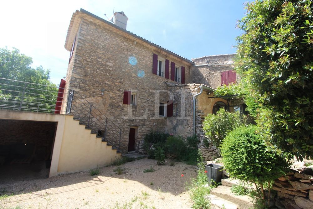 � vendre  Maison Saint-Saturnin-l�s-Apt (84490)