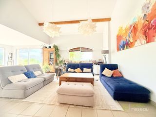  Maison � vendre 7 pi�ces 198 m�