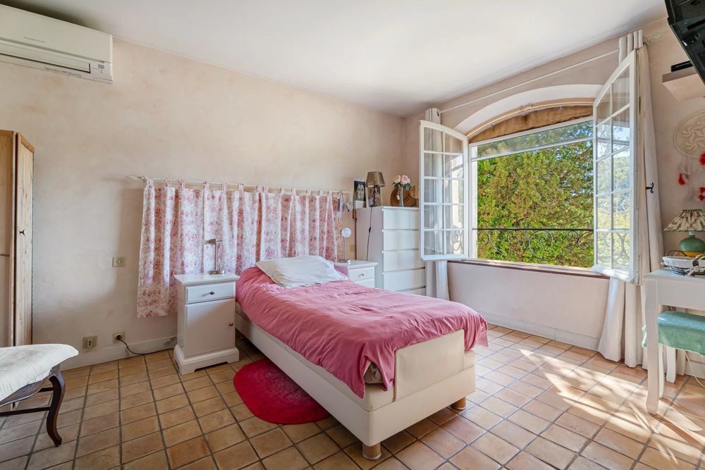 � vendre  Maison Valbonne (06560)