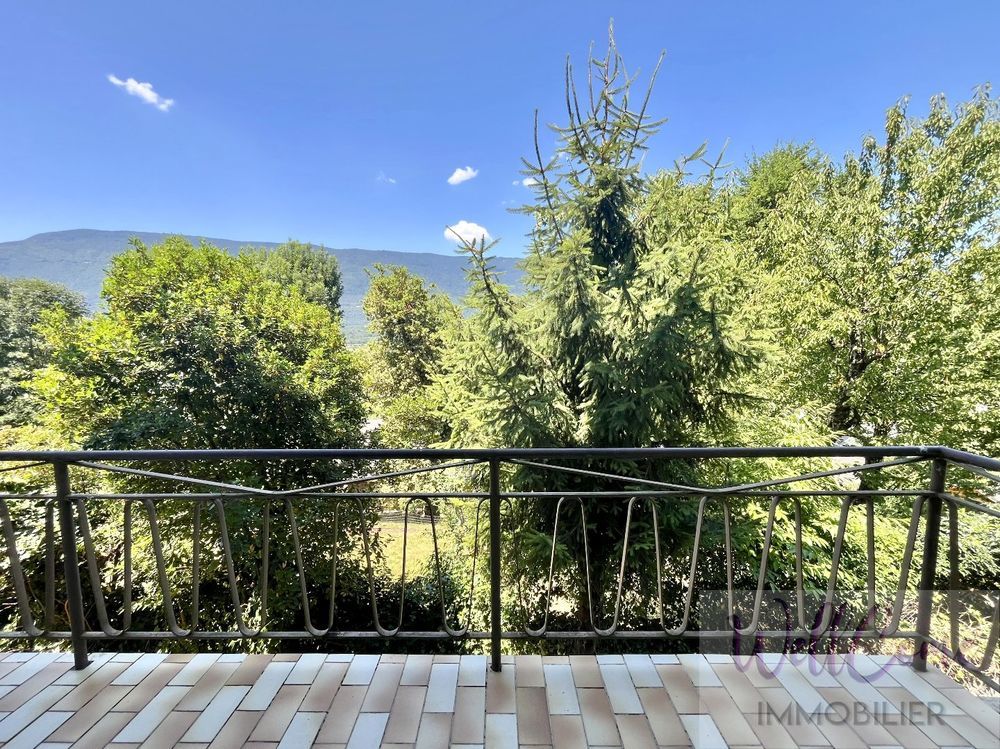 � vendre  Maison Voglans (73420)