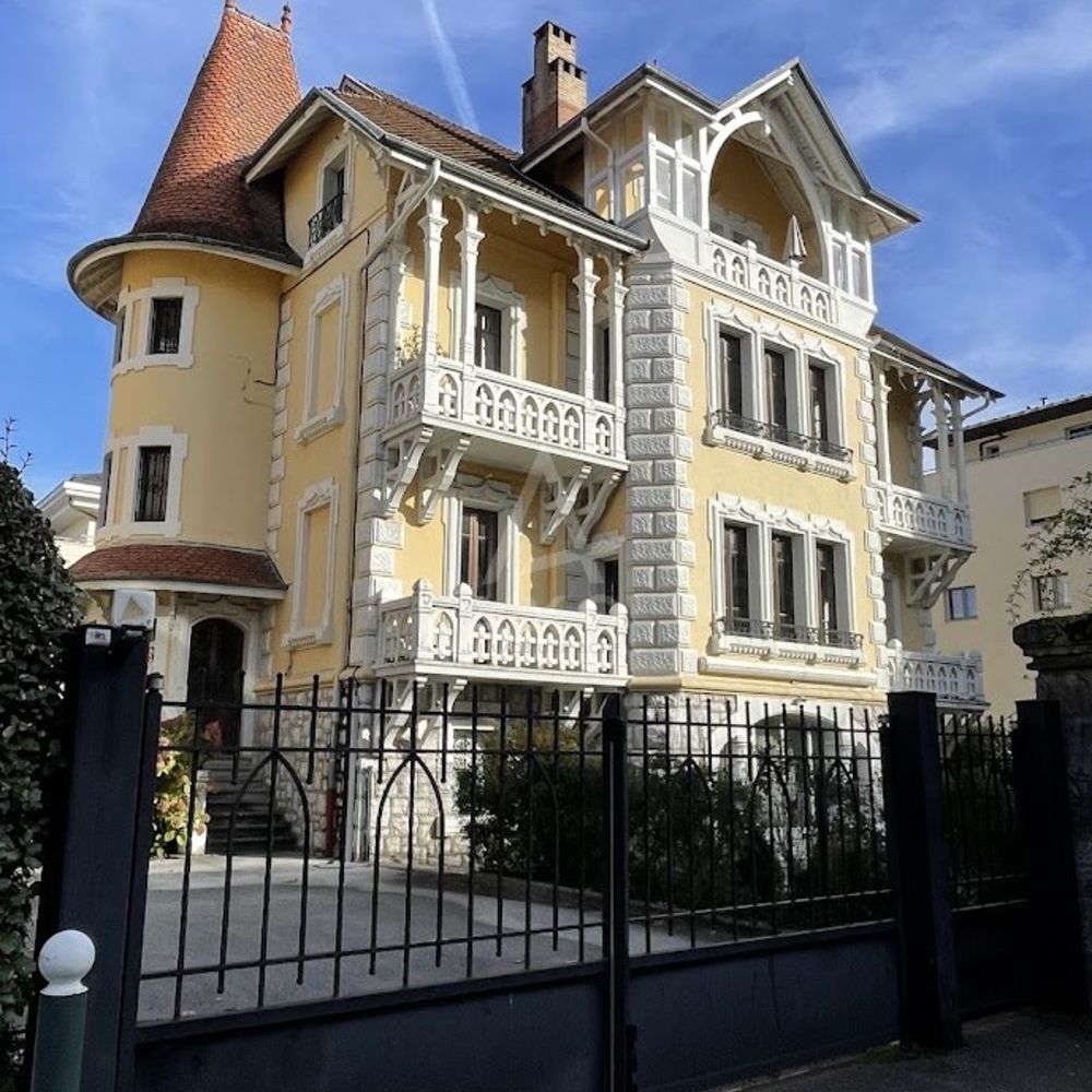 � vendre  Appartement Annecy (74000)