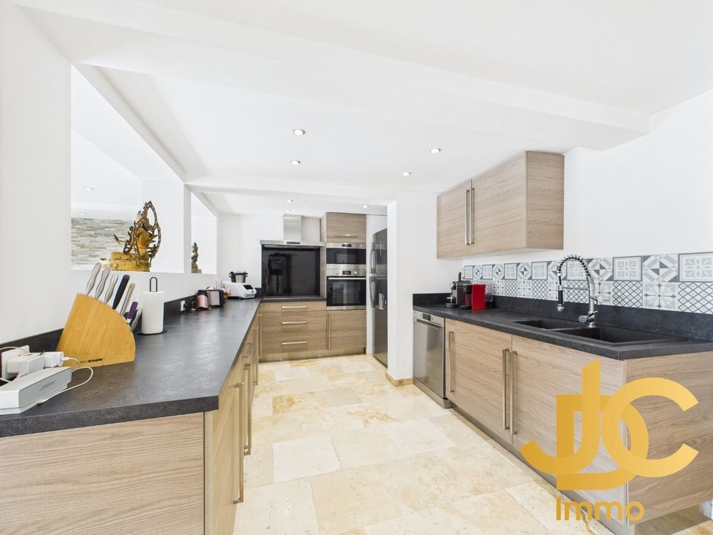 � vendre  Maison Grasse (06130)