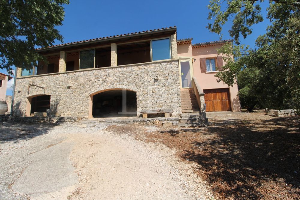 � vendre  Maison Saint-Saturnin-l�s-Apt (84490)