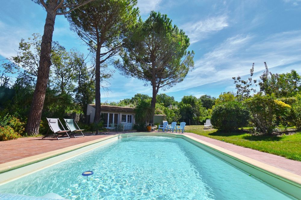 � vendre  Villa Roujan (34320)