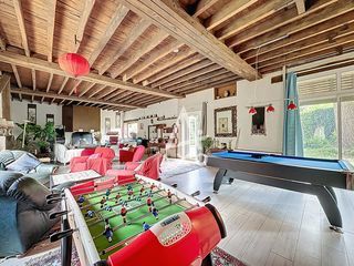  Maison � vendre 10 pi�ces 319 m�