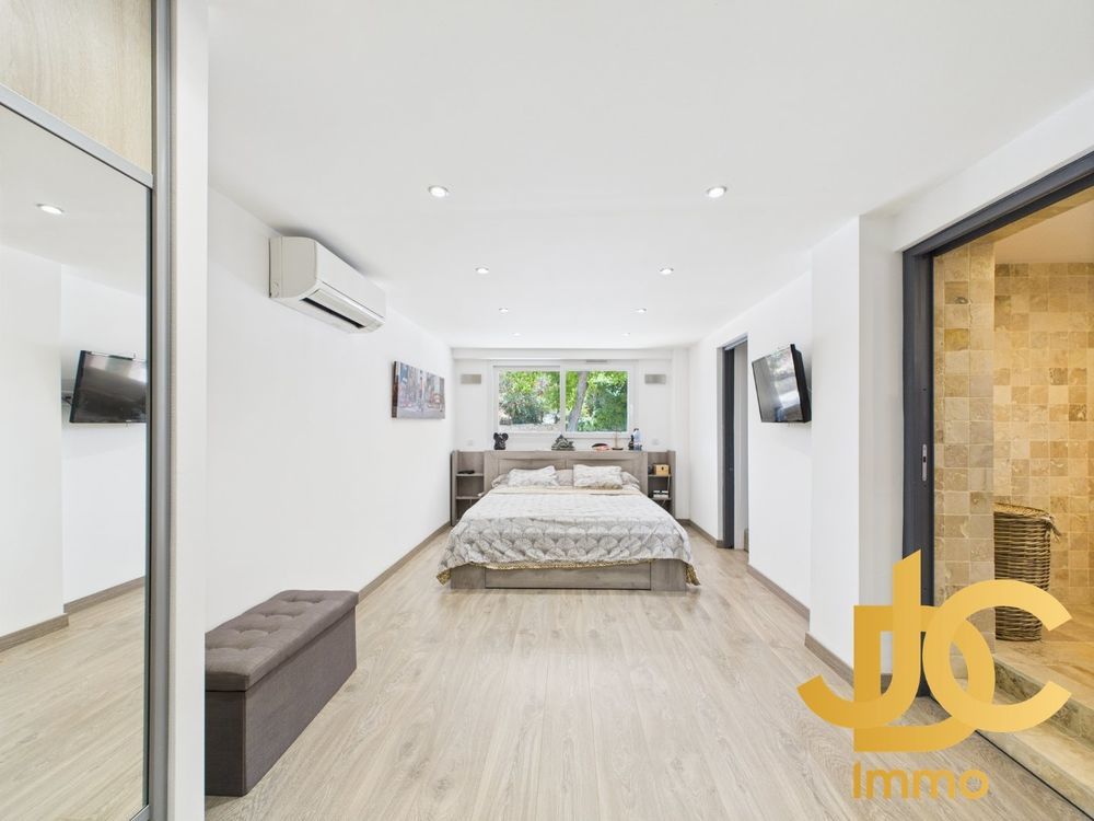 � vendre  Maison Grasse (06130)