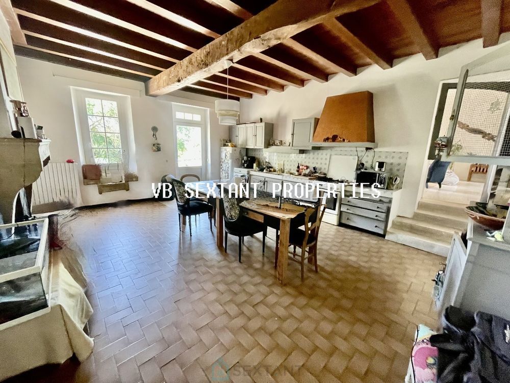 � vendre  Villa Saint-Maixant (33490)