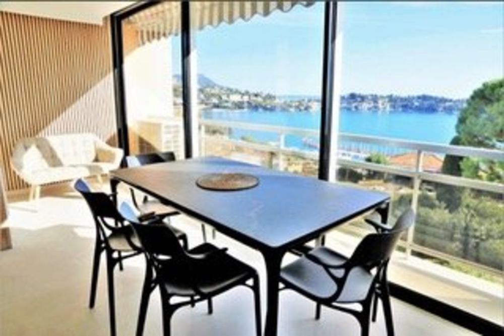 � vendre  Appartement Villefranche-sur-Mer (06230)