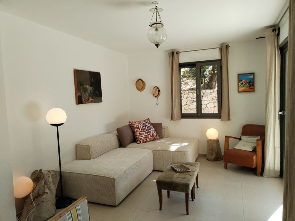 � vendre  Maison Venasque (84210)