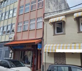  Appartement � vendre 4 pi�ces 136 m�