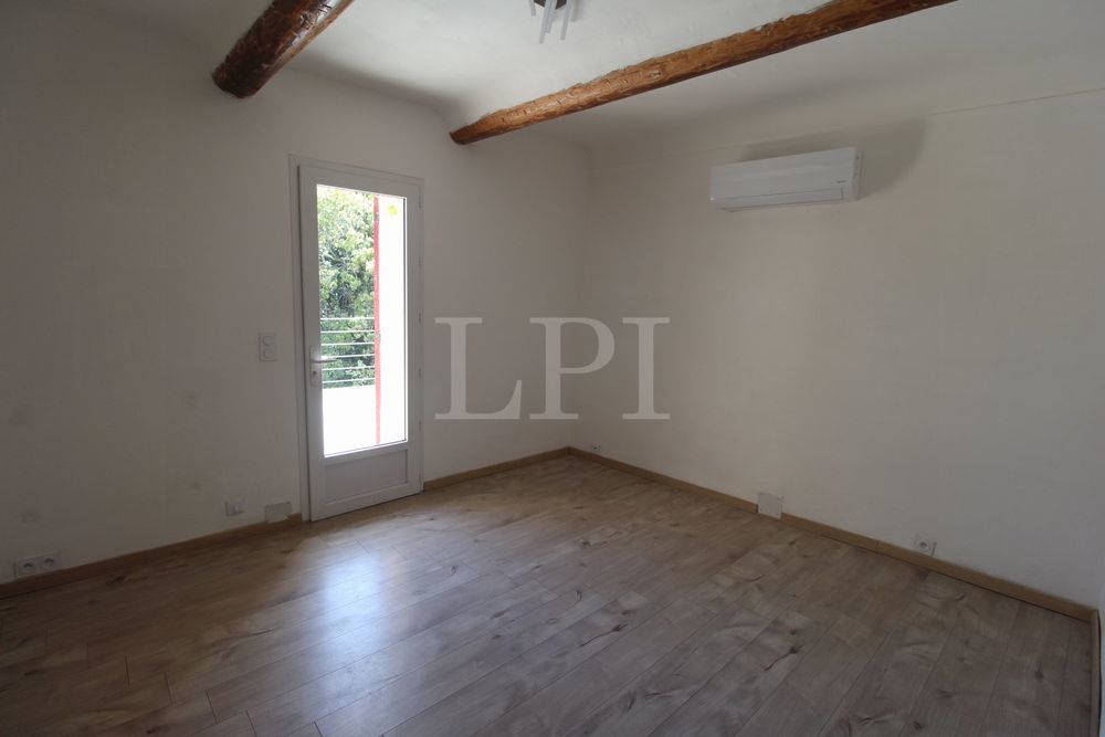 � vendre  Maison Saint-Saturnin-l�s-Apt (84490)