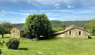  Maison � vendre 15 + pi�ces 320 m�