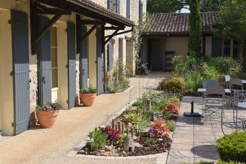 � vendre  Villa Antonne-et-Trigonant (24420)