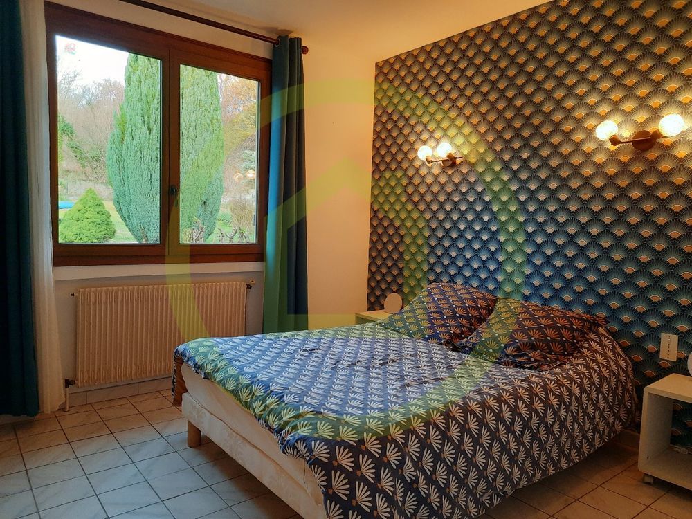 � vendre  Maison La Buisse (38500)