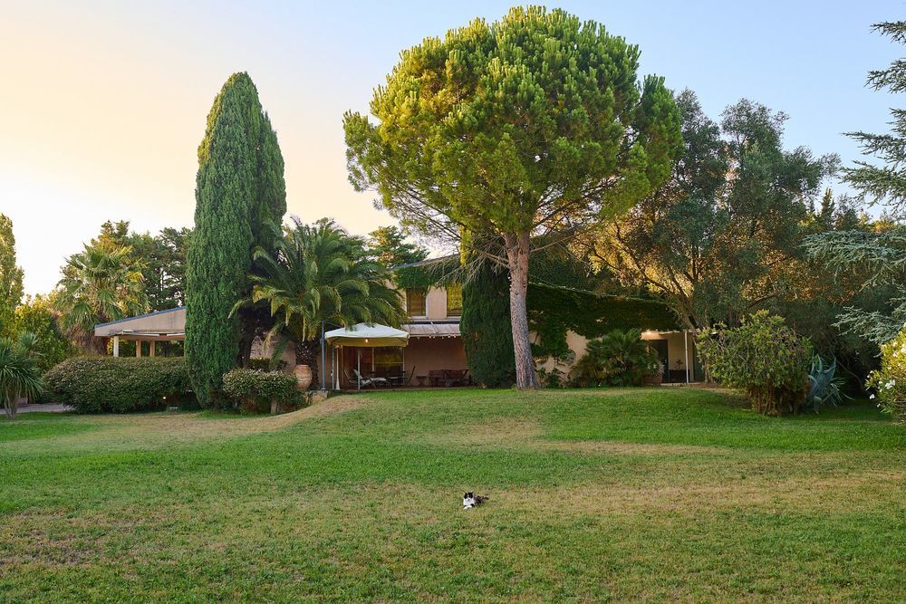 � vendre  Villa Tarascon (13150)