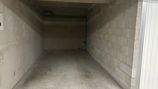  Parking / Garage � louer 