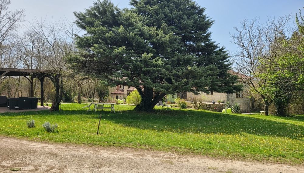 � vendre  Maison Montcuq (46800)