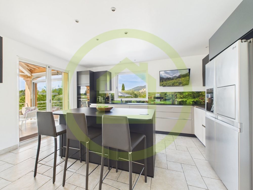 � vendre  Maison Ch�teauneuf-Grasse (06740)