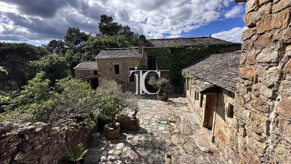 � vendre  Villa Les Vans (07140)