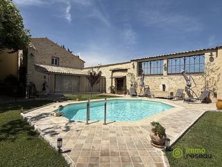  Villa � vendre 12 pi�ces 250 m�