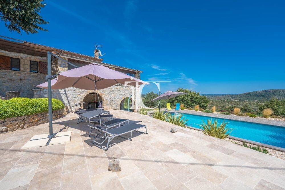 � vendre  Villa Largenti�re (07110)