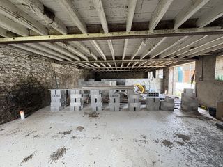  Maison � vendre 3 pi�ces 300 m�