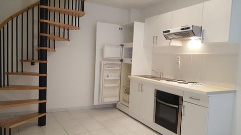   Maison Maison - 2 pi�ce(s) - 27 m�